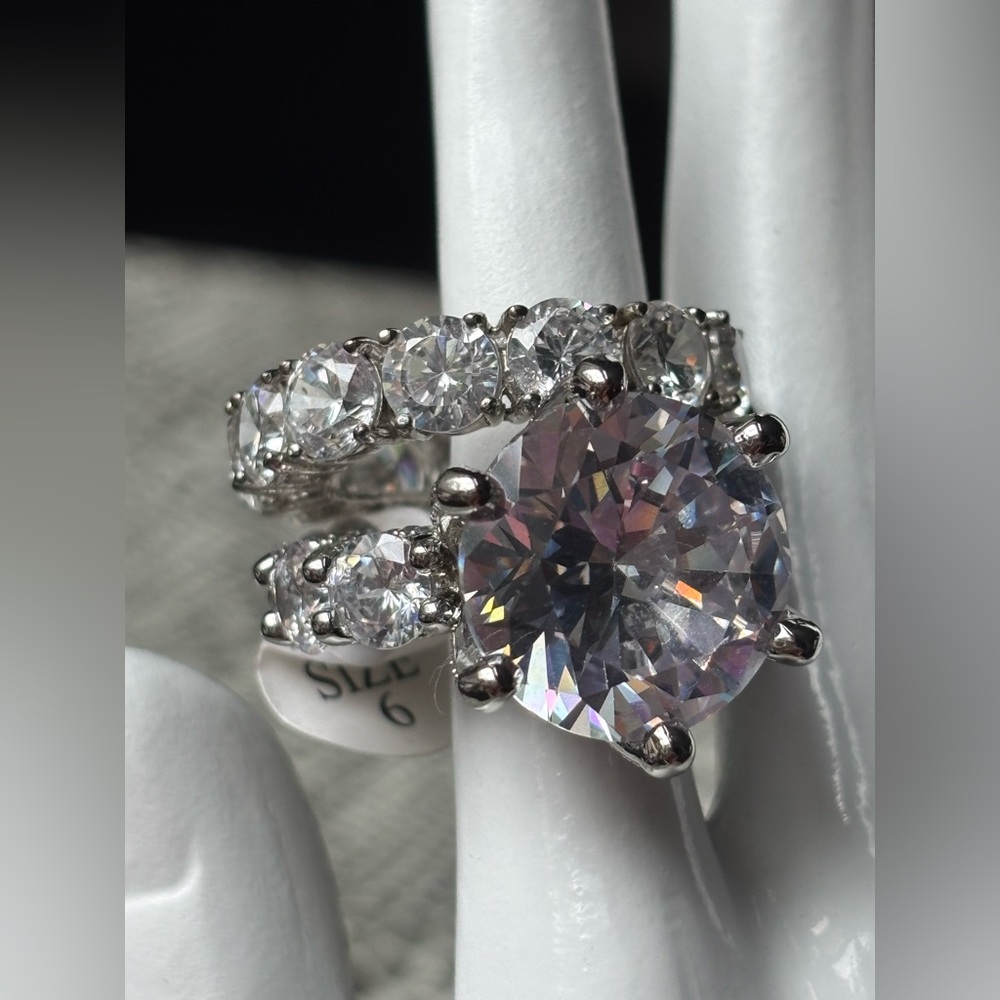 Hello Ice Gigantic Bling Diamond engagement ring and eternity wedding band set